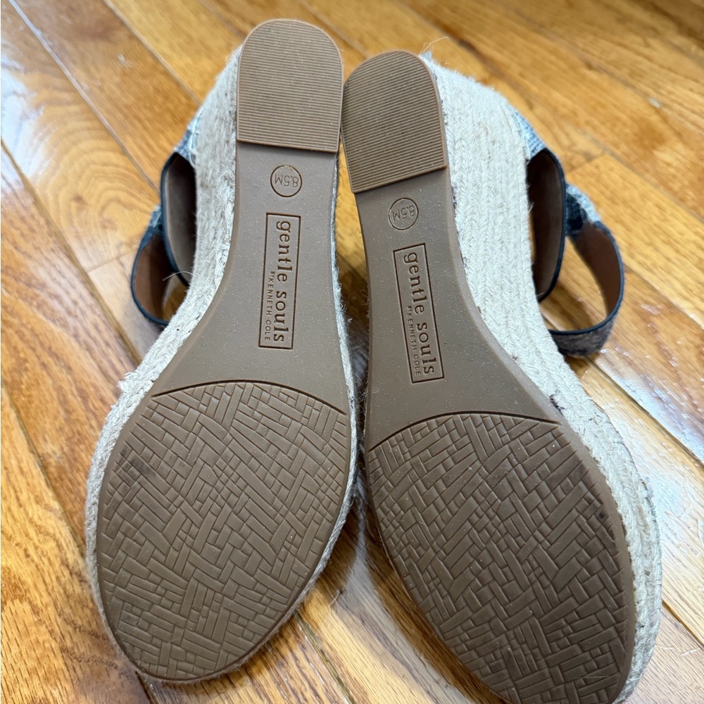 Snakeskin Wedge Sandals - Picture 7 of 7